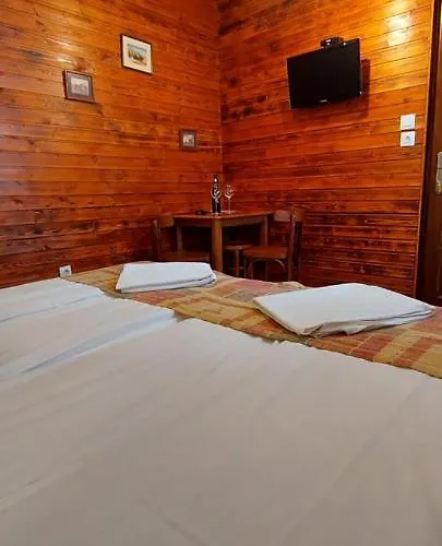 Forrás Bed & Breakfast 3*